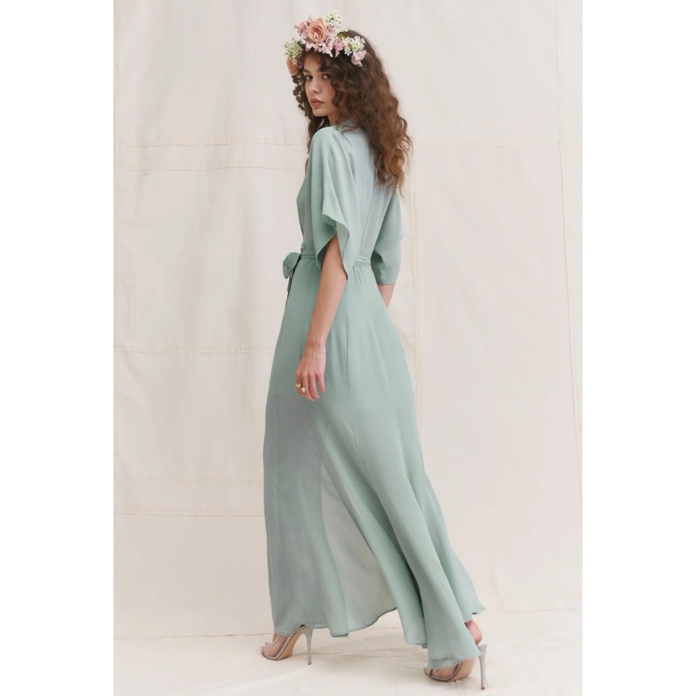 Reformation Winslow Dress in Celadon - Picture 3 of 12